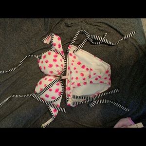 💙Pink flower print Victoria’s Secret bikini